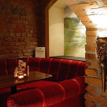 Hotel Aleksander Włocławek エクステリア 写真