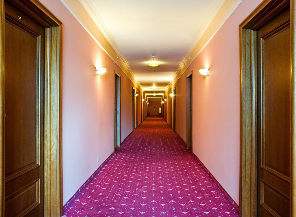Hotel Aleksander Włocławek エクステリア 写真