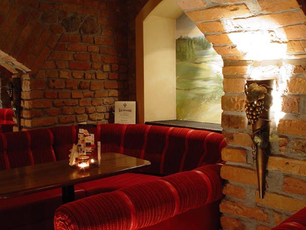 Hotel Aleksander Włocławek エクステリア 写真